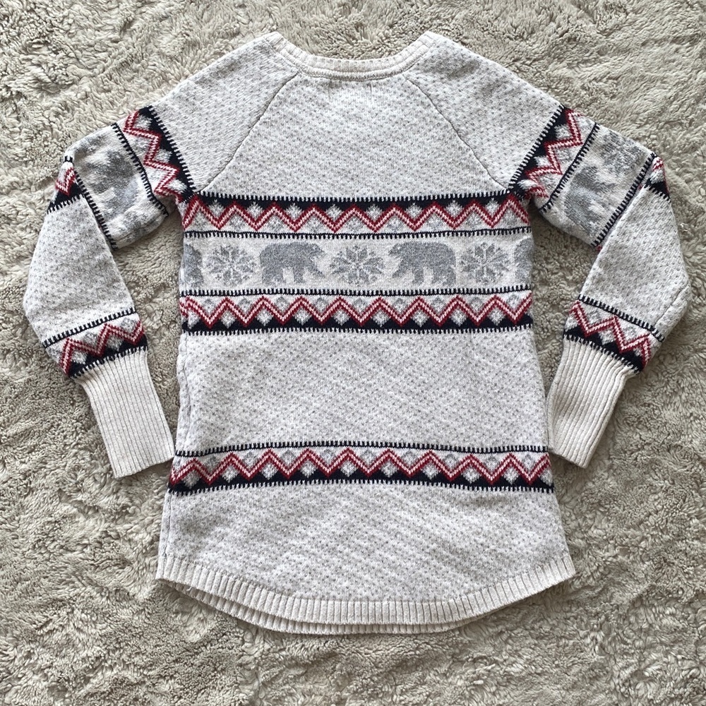 Festive Holiday Fair Isle Sweater with Polar Bears and Snowflakes Juniors Small - Picture 2 of 7